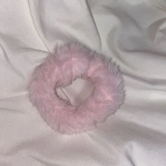 Garage Pink Fluffy Scrunchie - Picture 4 of 4
